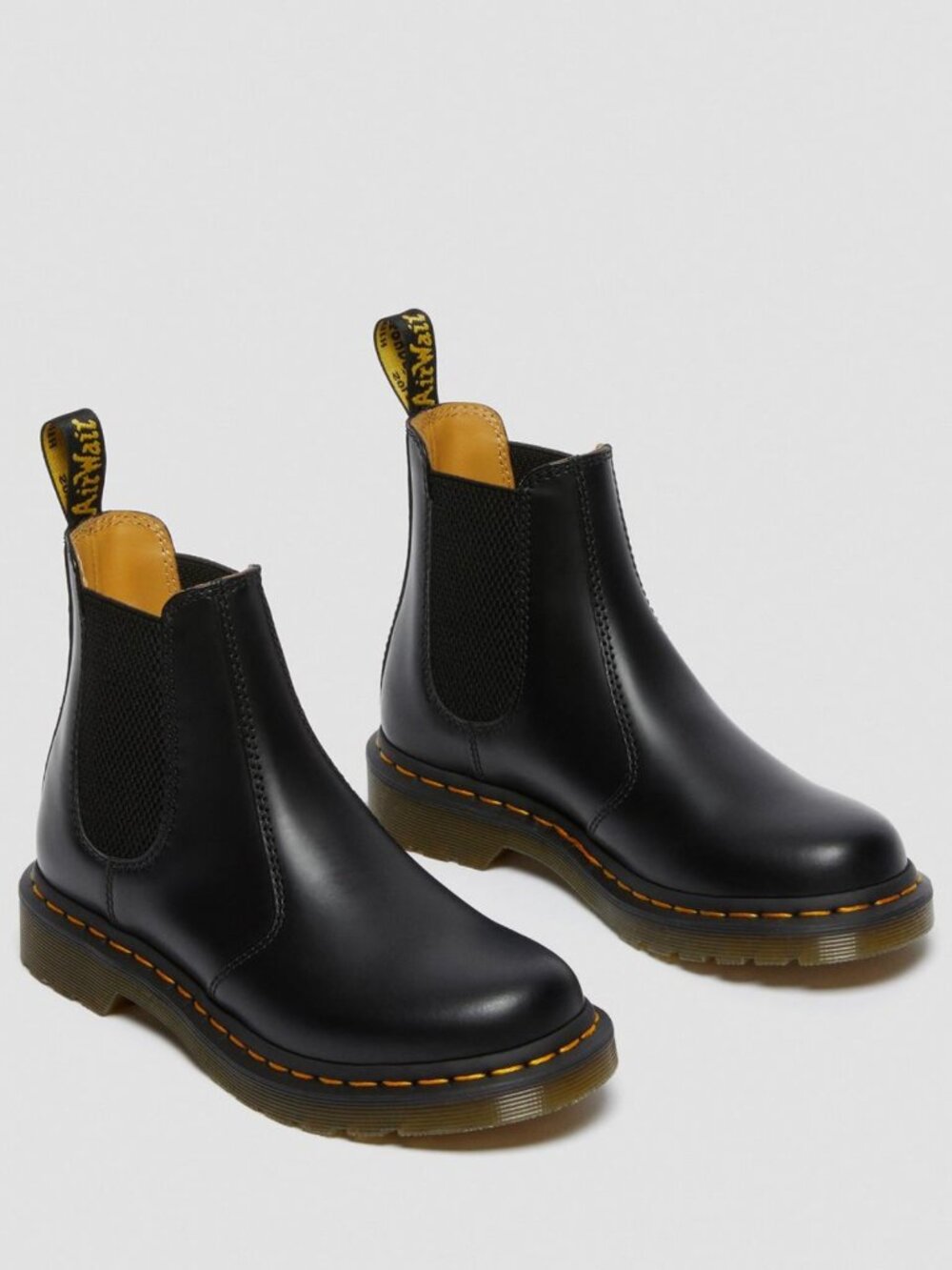 Dr Martens 2976 Chelsea Boots